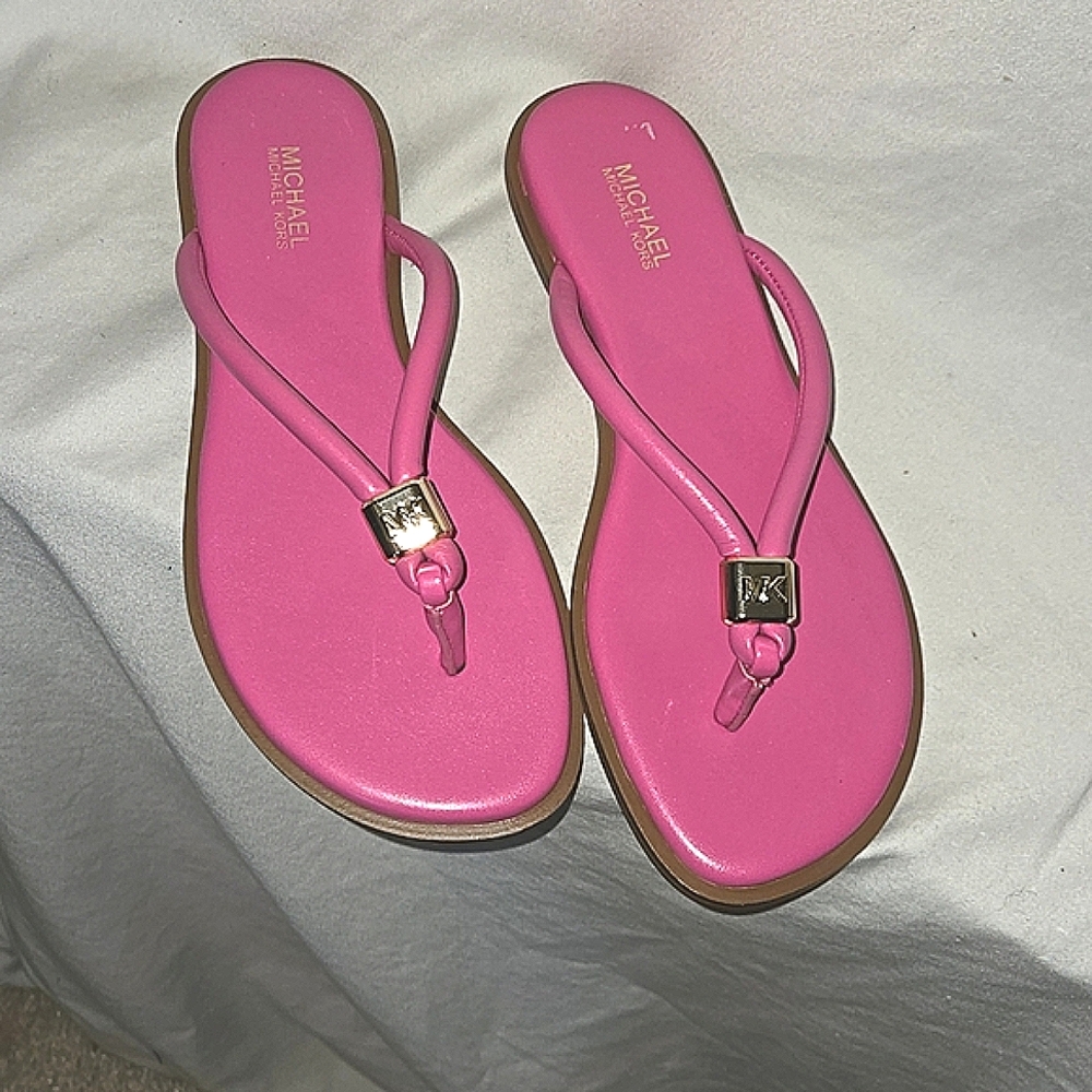 Michael Michael Kors Annie pink and gold flip flops, New